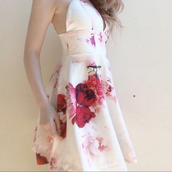FLORAL DRESS - Picture 3 of 4
